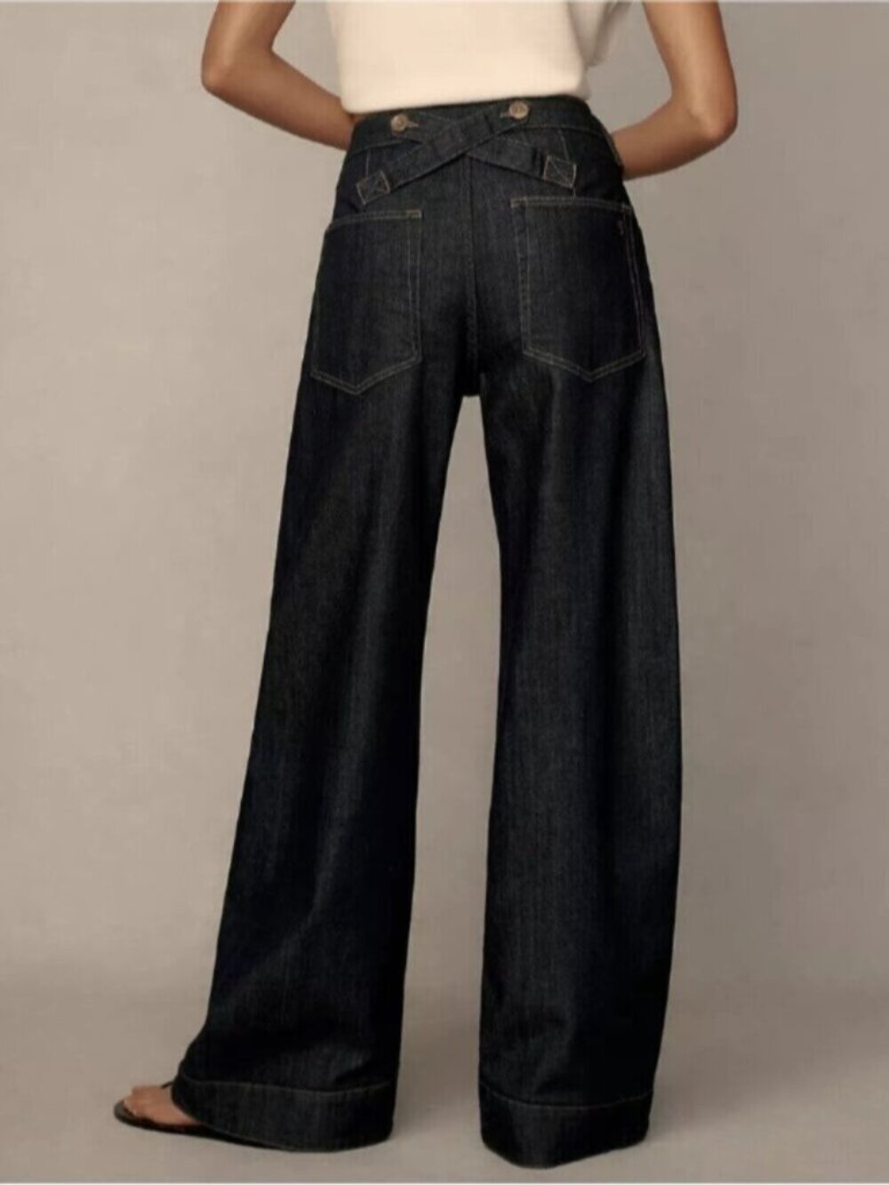 NWT Size 28 - Myra Low-Rise Tapered Jeans by Pilcro: Puddle Edition (US$ 148) - Picture 3 of 17